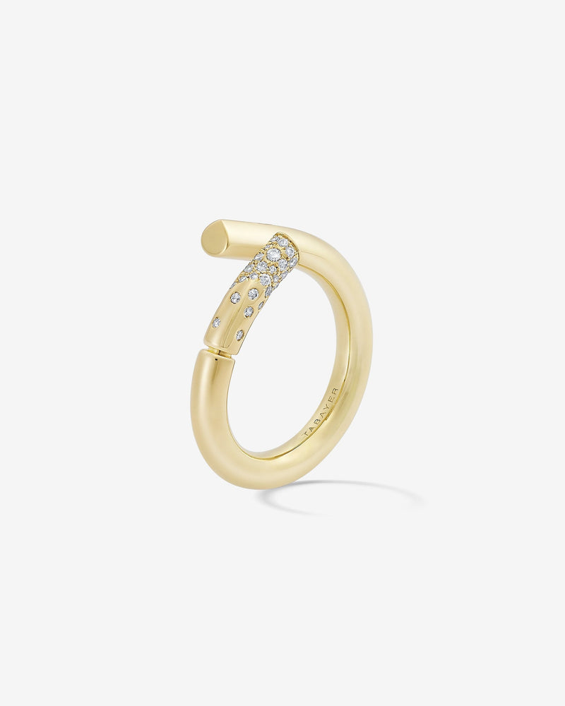 Oera Paved Diamond Ring